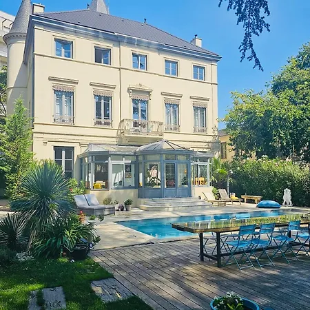 Perle Rare En Ville- Chateau Grandclement- 4 Ou 6 Pers - Piscine - Parc Villeurbanne Exterior photo