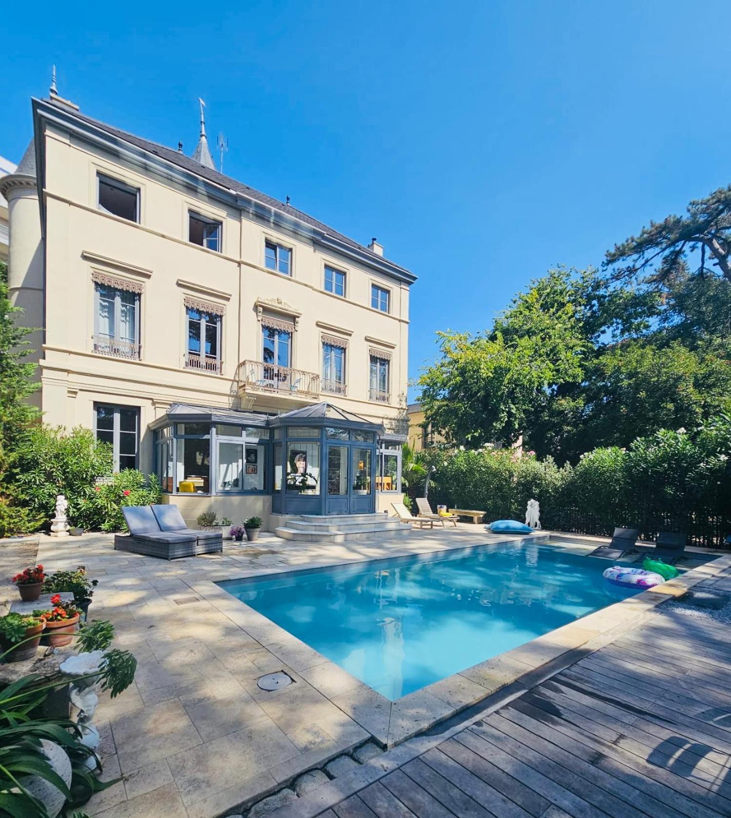 Perle Rare En Ville- Chateau Grandclement- 4 Ou 6 Pers - Piscine - Parc * Villeurbanne