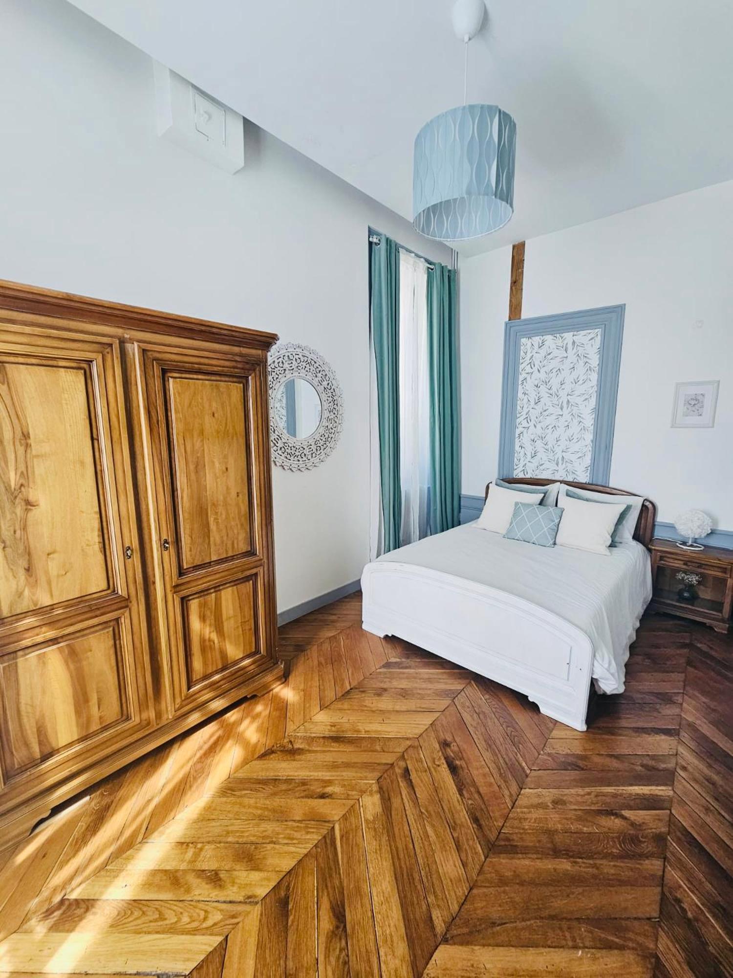 Apartment Perle Rare En Ville- Chateau Grandclement- 4 Ou 6 Pers - Piscine - Parc *